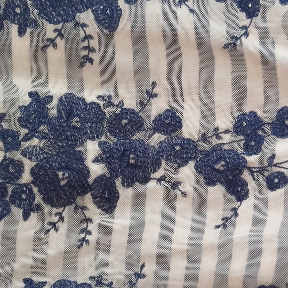 Embroidered rewind top - Picture 3 of 3